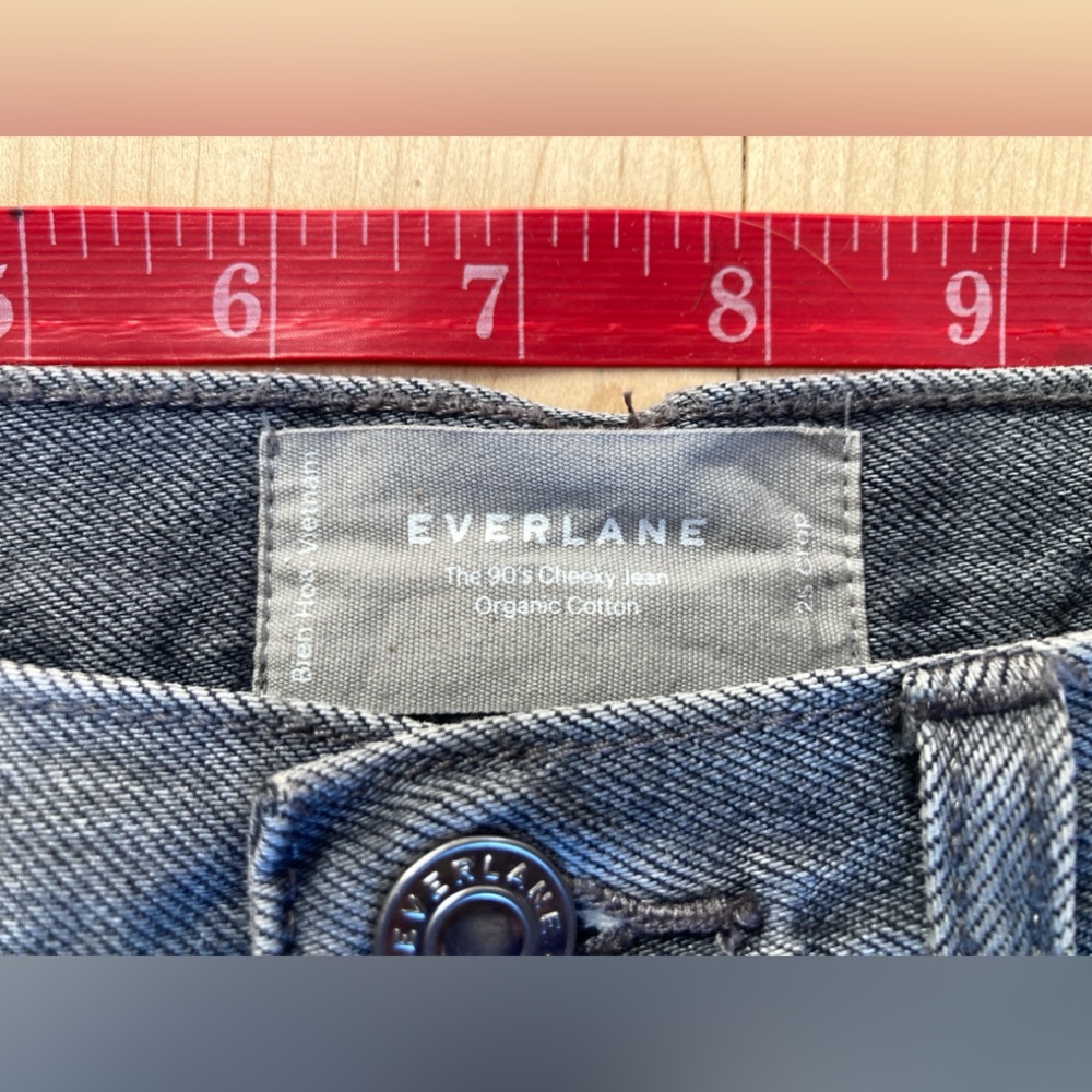 Everlane ‘90’s Cheeky jean Acid Grey